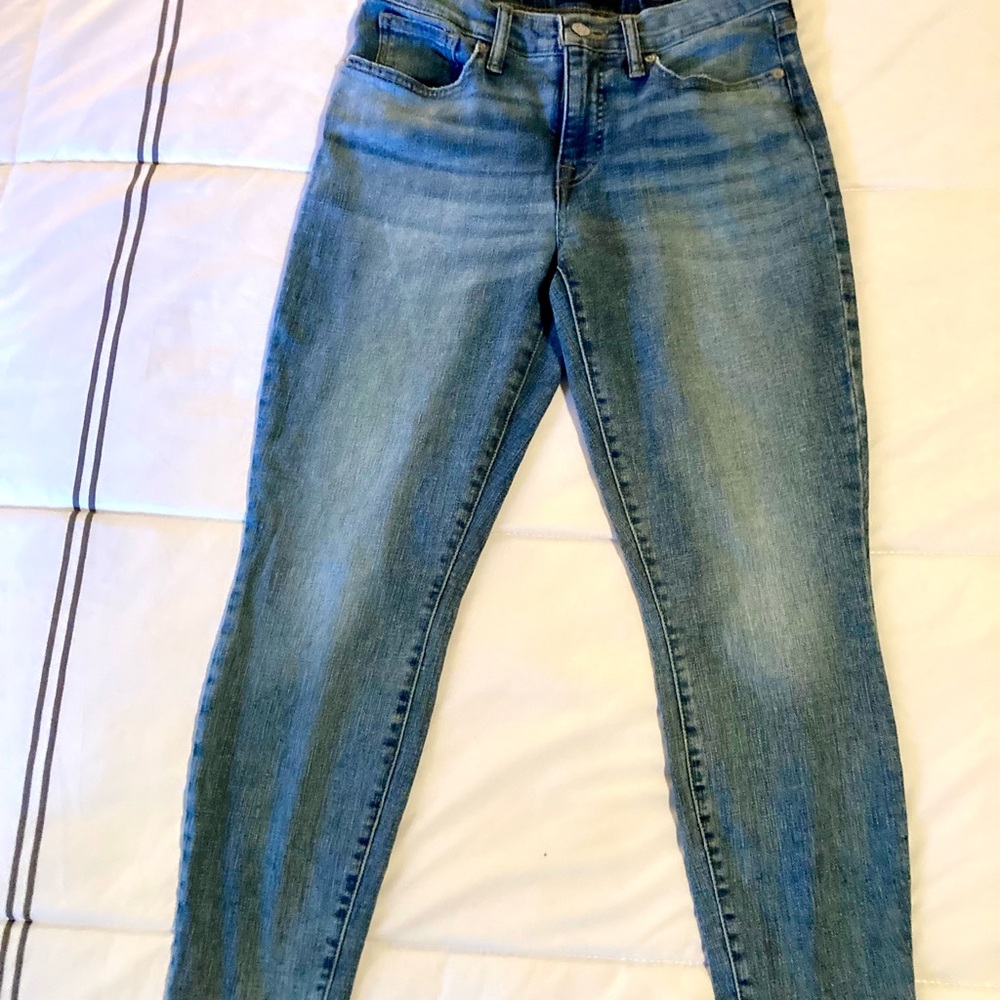 Lucky Brand Women's Light Blue Ankle Jeans